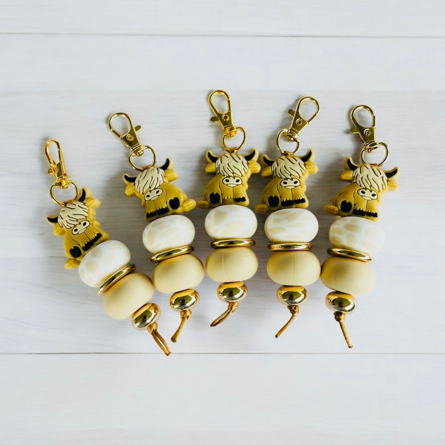 Latte Highland Cow Keychain - Sienna Sews