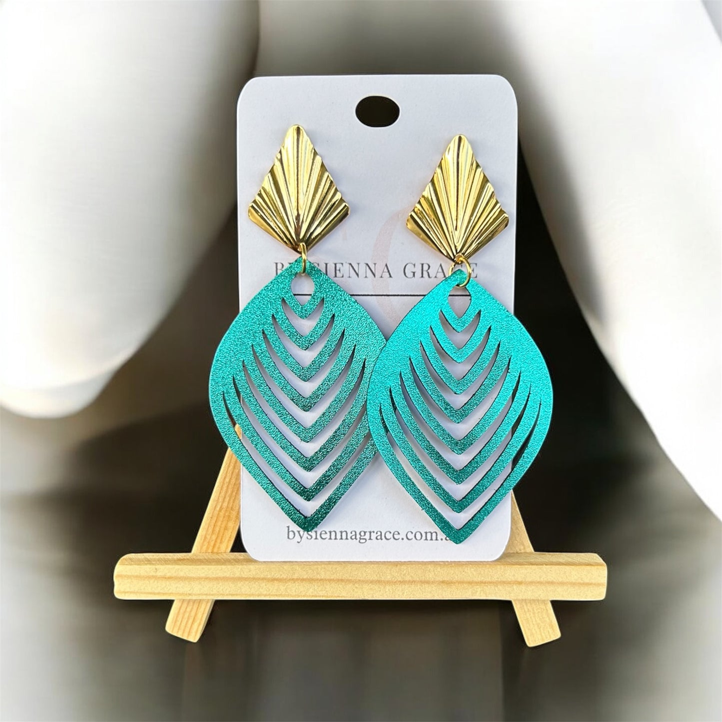 Lux Curve Drop Earrings