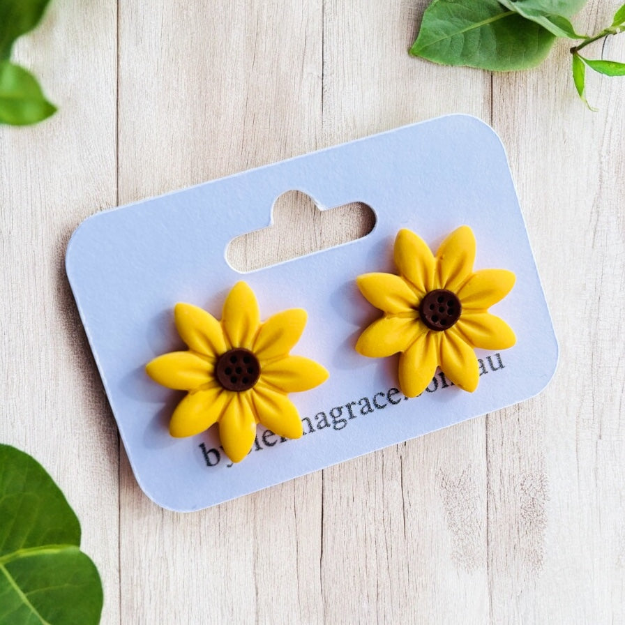 Sunflower Stud Earrings - Sienna Sews