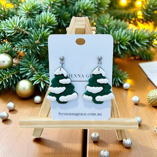 🎄 Christmas Tree Earrings