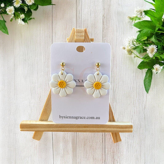 Daisy Dangle Earrings - Sienna Sews
