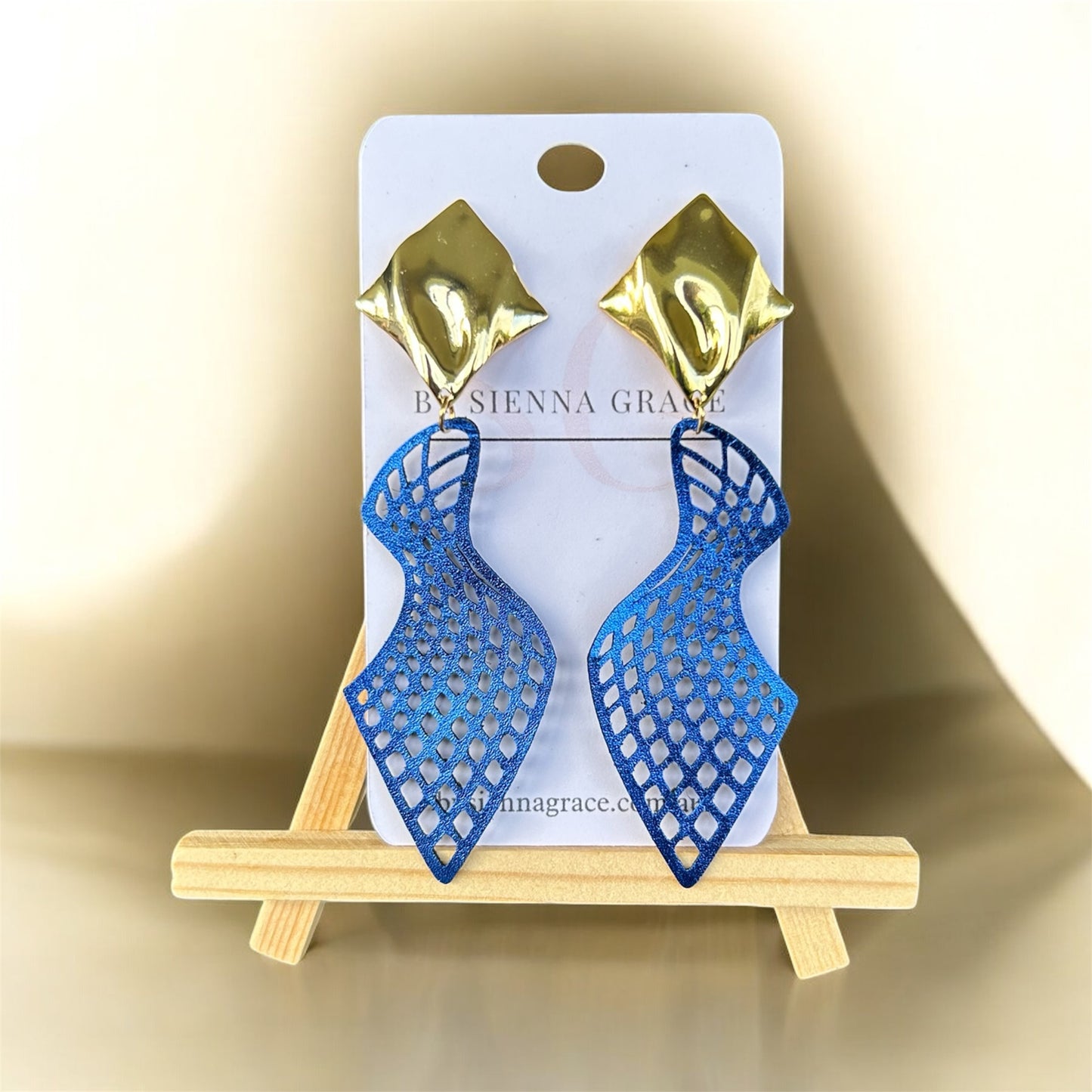 Lattice Wave Drop Earrings